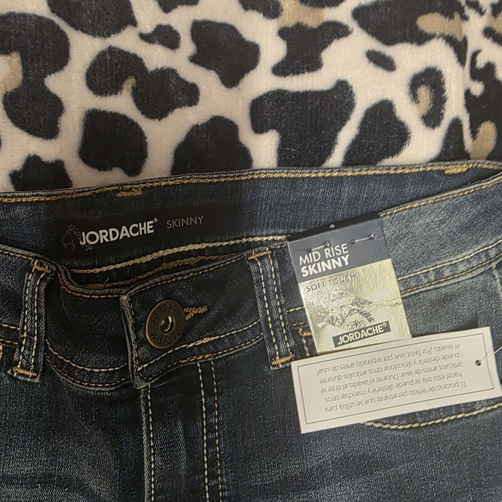 Jordache Soft Touch Mid Rise Skinny Jeans - Dark Blue NWT - Picture 4 of 6